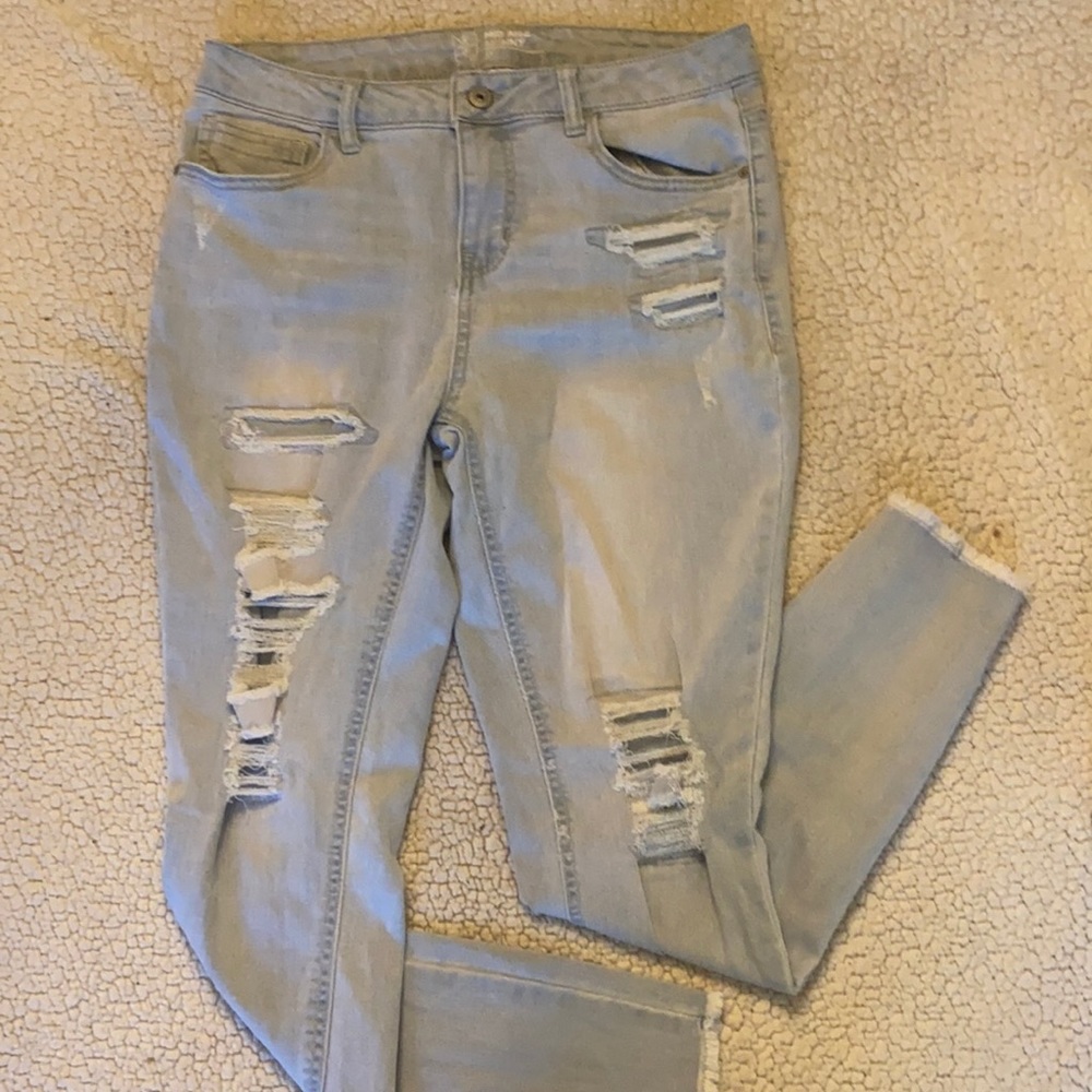 NOBO Mid Rise Skinny Jeans size 11 - distressed / cropped / stretch denim